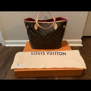 Louis Vuitton Neverfull MM Monogram Like New
